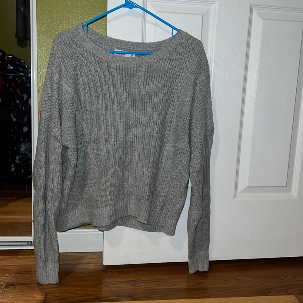 Hollister Chunky Knit Variegated Gray/white Cropped Sweater Womens size XL